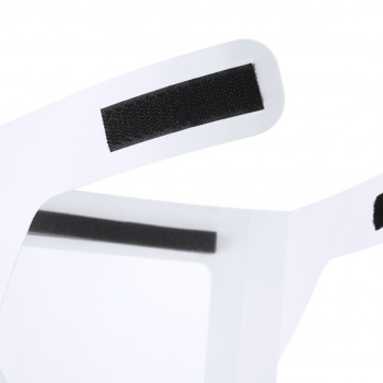 Pantallas faciales en pet y cartón laminado publicitaria