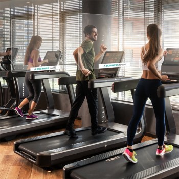 Mampara protección colgante publicitaria