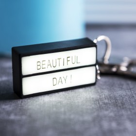 Llavero cajita de luz Lightbox con logo