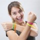 Pulseras fluorescente ajustables barata