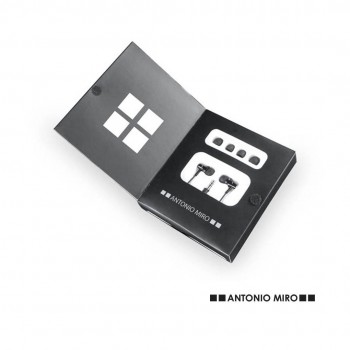 Cascos Antonio Miró Intra Aurales publicitario